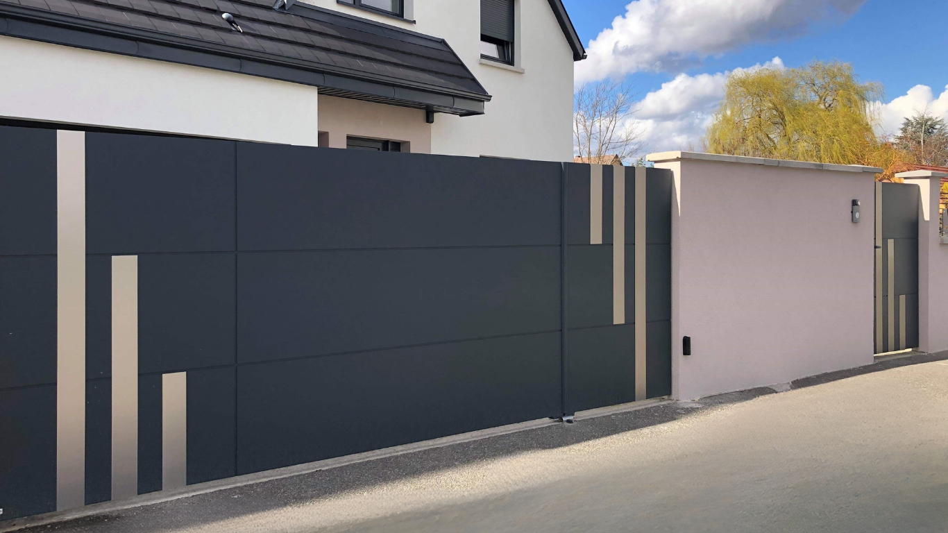 Made to measure aluminium gate from aluminium gates direct